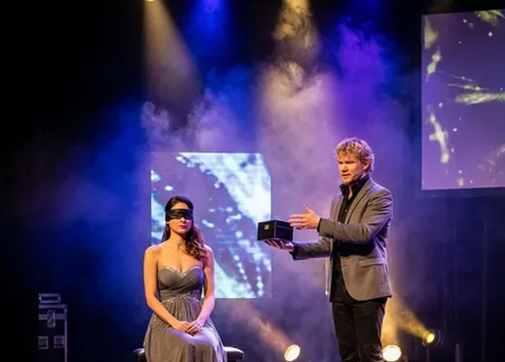 The Clairvoyants Holiday Spectacular