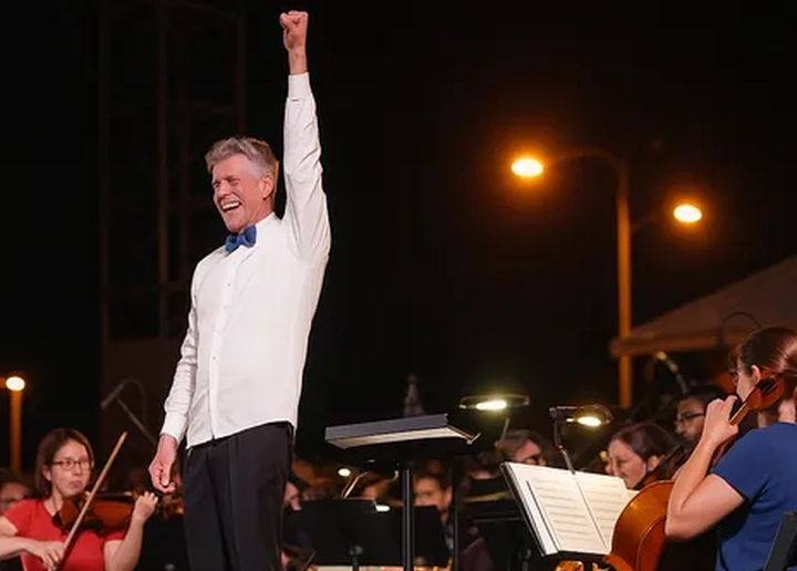 Folsom Lake Symphony: Peter Jaffe - Sounds Of The Season