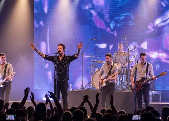 Frank Turner and The Sleeping Souls, Skinny Lister & Beans On Toast