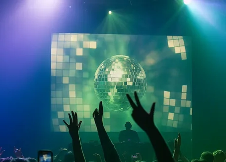 Gimme Gimme Disco