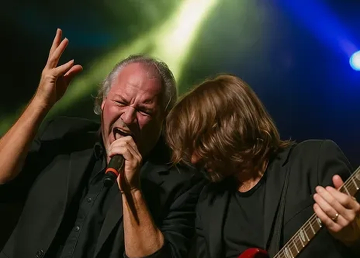 Black Jacket Symphony: AC/DC's Back In Black