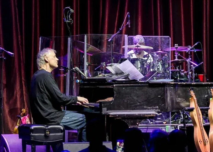 Bruce Hornsby And The Noisemakers