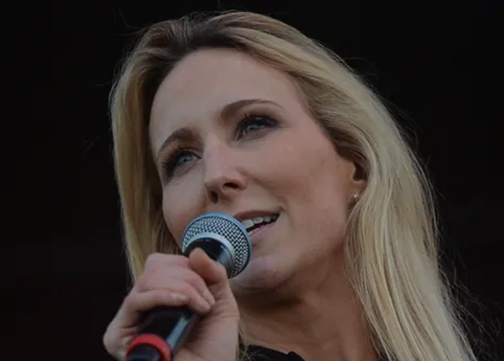 Nikki Glaser